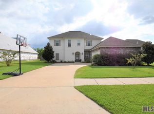 18763 Lake Harbor Ln, Prairieville, LA 70769