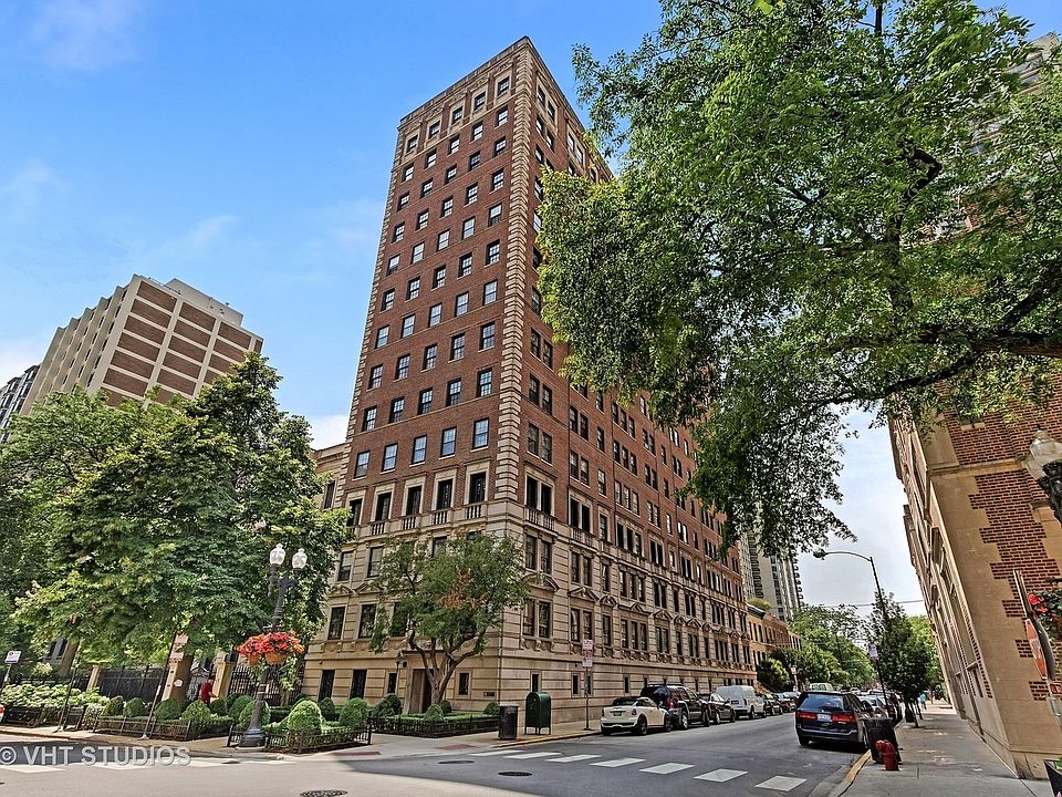 1st image of 1366 N Dearborn Pkwy #14A