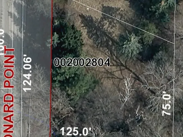 Leonard Point Rd, Oshkosh, WI 54904