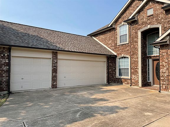 2nd image of 1415 Stablerun Dr