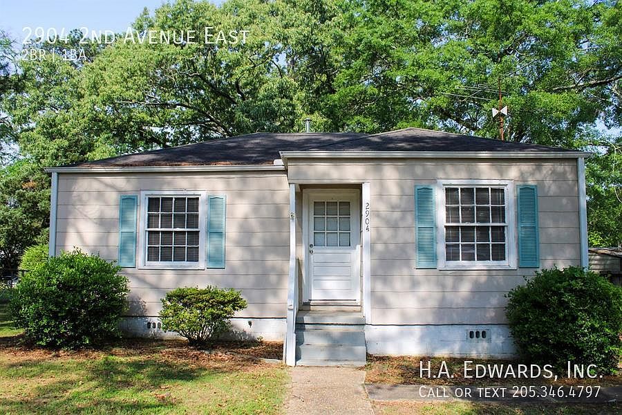 1st image of 2904 2nd Ave E