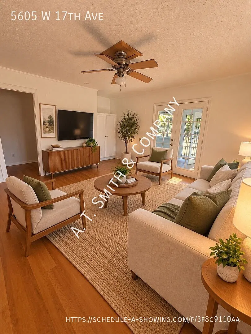 3-Bedroom Ranch Home with Bonus Room & Fenced Yard in Lakewood! — Photo 3