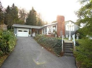 839 Sage Hill Dr, Williamsburg, PA 16693