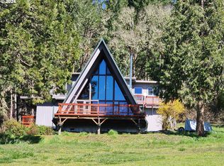 38513 Jasper Lowell Rd, Fall creek, OR 97438