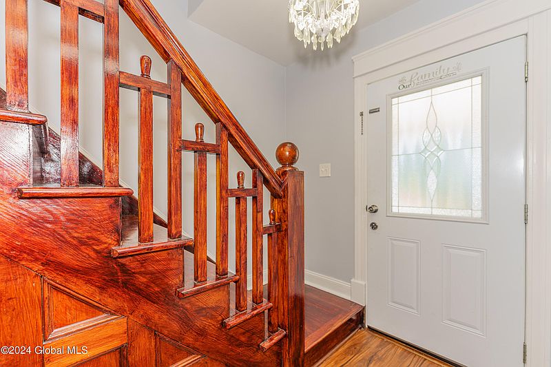 5th image of 1913 Avenue A