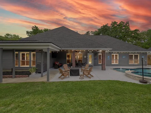 13422 Hidden Valley Dr, Montgomery, TX 77356