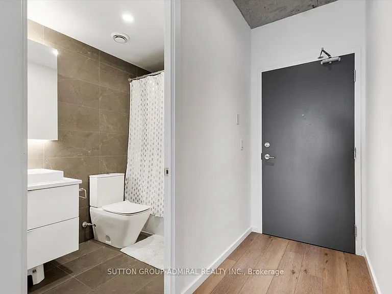 21 Lawren Harris Sq #805 — Photo 21