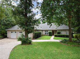 74 Hiwon Dr, Conroe, TX 77304
