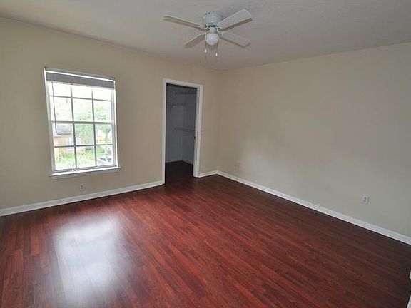 4th image of 713 Crest Pines Dr APT 233