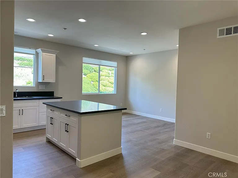 2252 Schlaepfer Dr — Photo 11