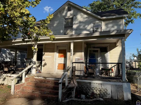 306 SW Harrison St #308, Topeka, KS 66603