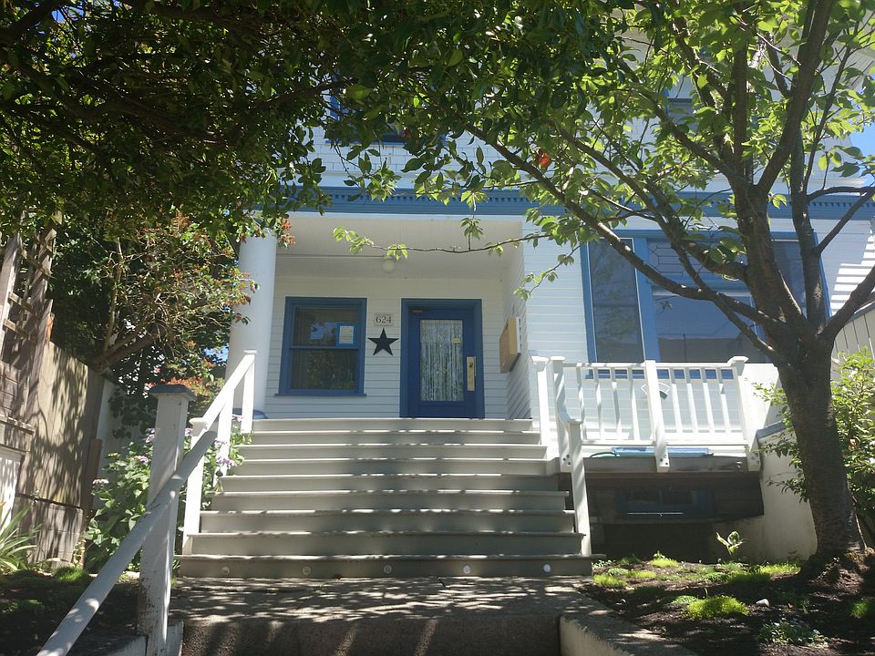 2nd image of 624 12th Ave E