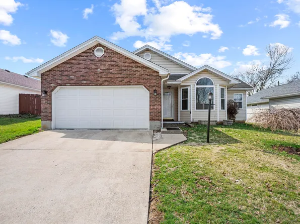 121 Plantation Dr, Lawrenceburg, KY 40342