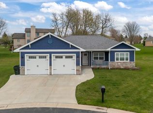 727 Chester Ct, Ripon, WI 54971