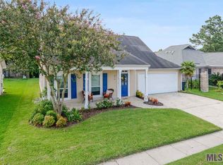 676 Fountain View Dr, Baton Rouge, LA 70820