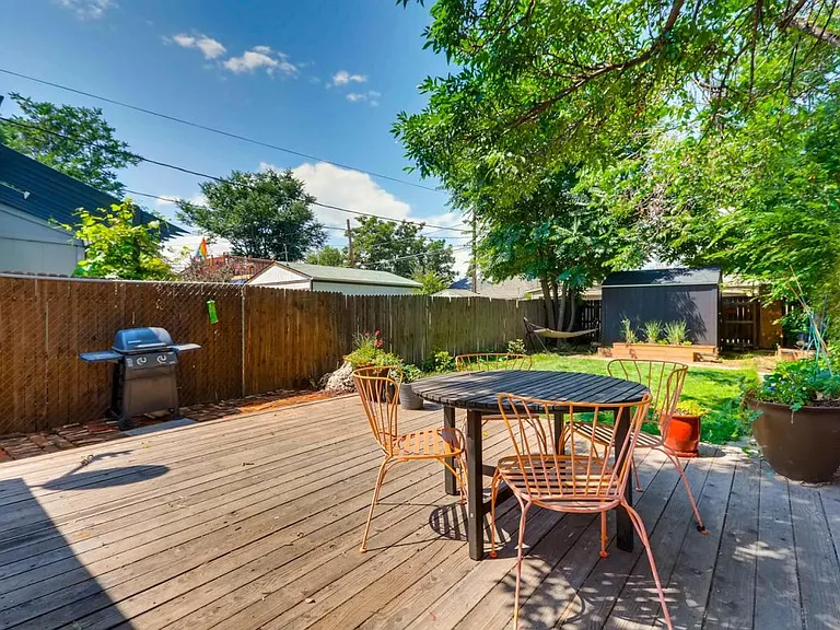 3537 N Franklin St — Photo 21