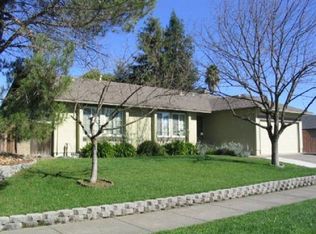 1960 Peterson Ln, Santa Rosa, CA 95403