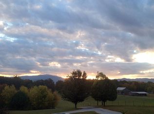 290 Rupert Ramsey Ln, Greeneville, TN 37743