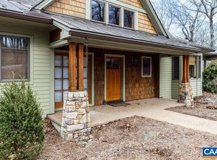 625 Fawn Ridge Dr, Roseland, VA 22967