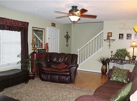 3rd image of 204 Reelfoot Ct