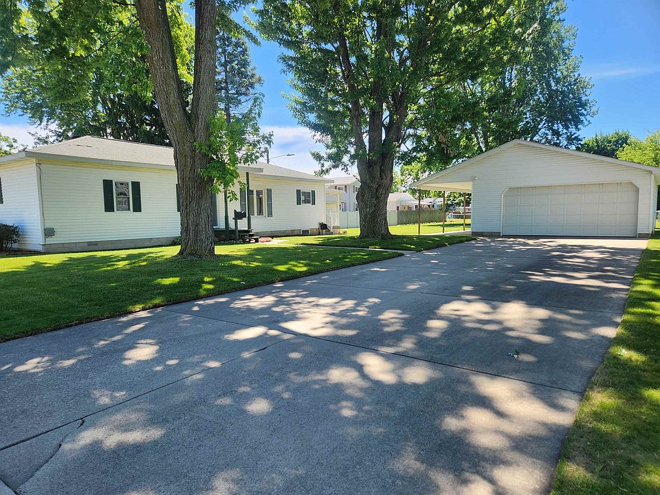 1st image of 416 39th St