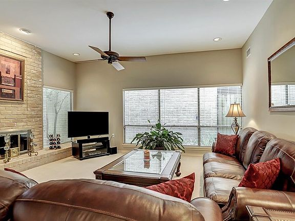 2nd image of 1815 Ash Meadow Dr