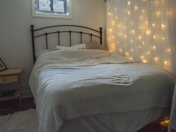 (undisclosed Address), Toronto, ON M6G 2Y7