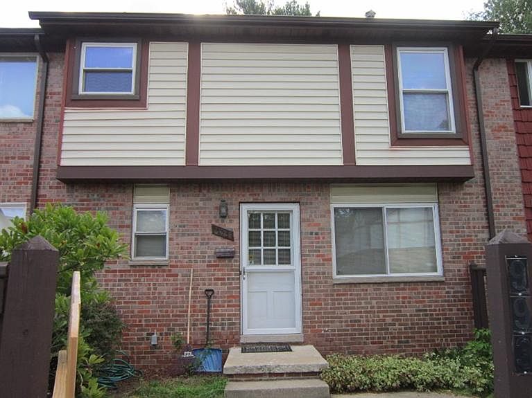 1st image of 993 N Terrace Ln