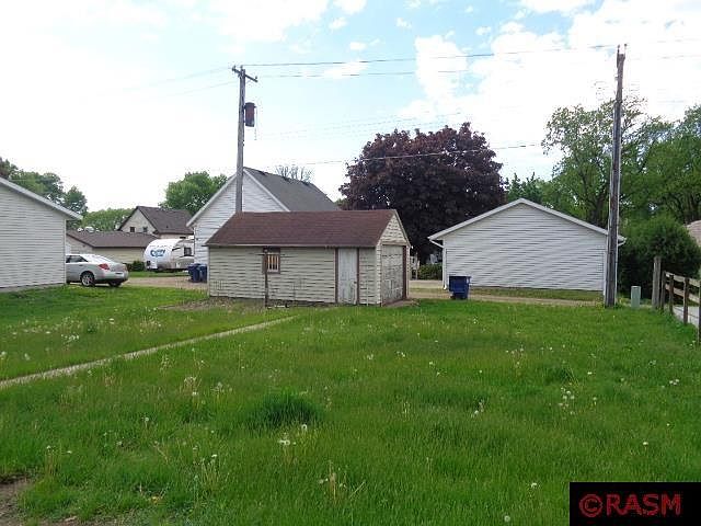 2nd image of 307 Walnut St SE