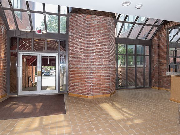 3rd image of 430 N Park Ave Unit 408