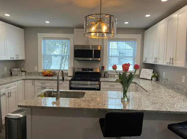 21 Gage St, Fitchburg, MA 01420