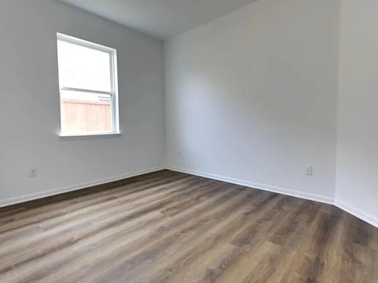 3727 Varna Ct — Photo 18