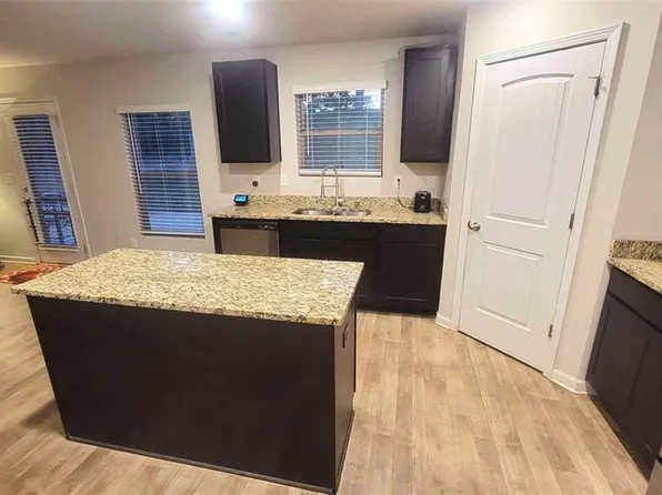 306 Beech Dr, Jackson, GA 30233