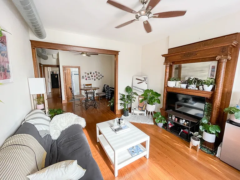 3339 N. Lincoln Ave. — Photo 3