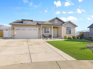 268 Oak Crest Way, Medford, OR