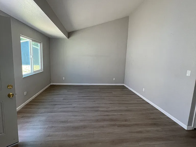 8609 Acapulco Way — Photo 14