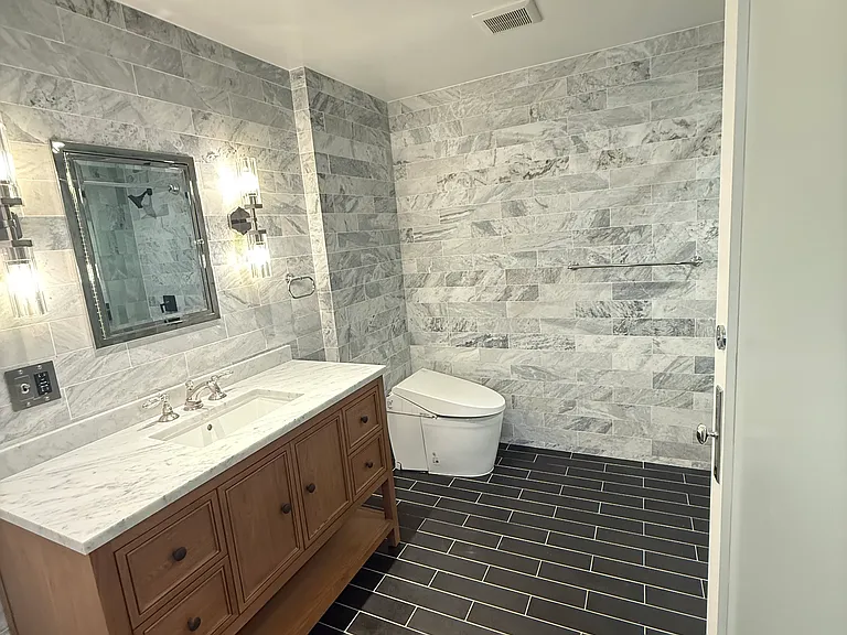 1948 Eigth St #6-06 — Photo 10
