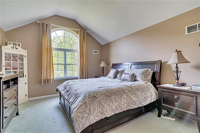 1st image of 1003 Summit Woods