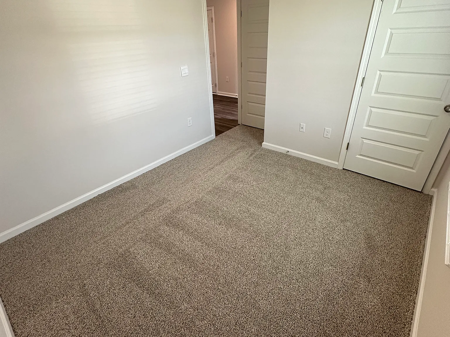 4 bed, 1387 sqft, $2,000 — Photo 4