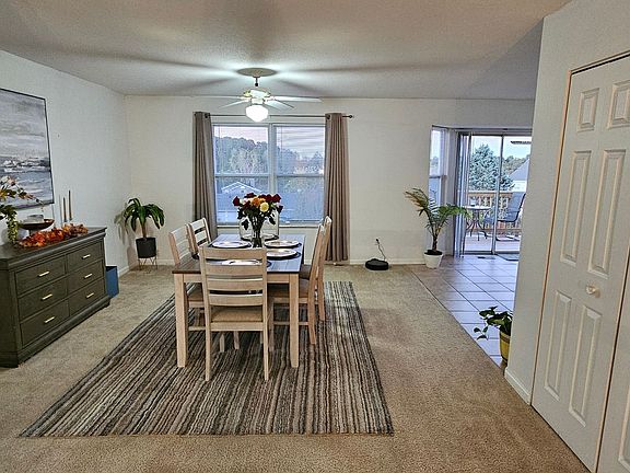 5th image of 4162 Whitehall Dr