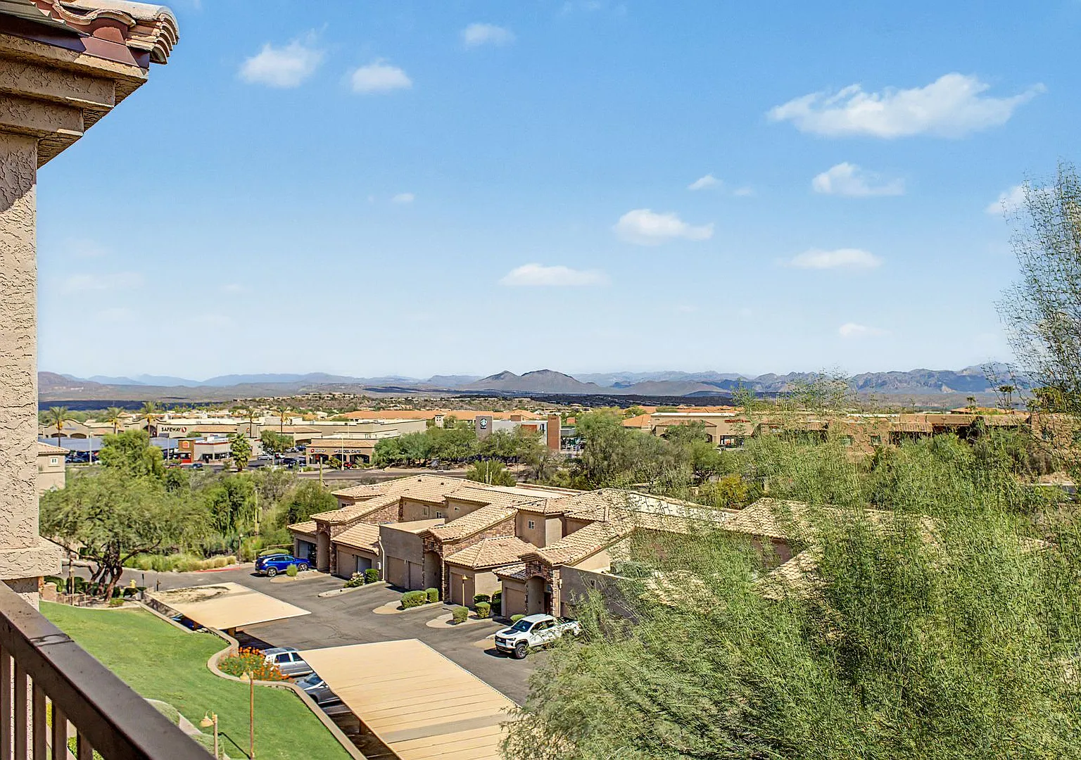 Relaxed Fountain Hills Living with Amenities to Match — Photo 2