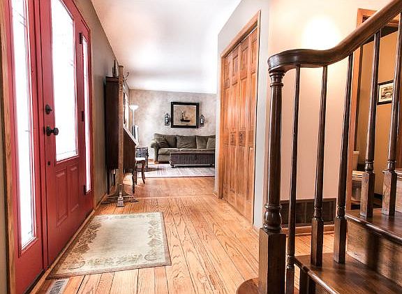 4th image of 3225 Churchill Ct