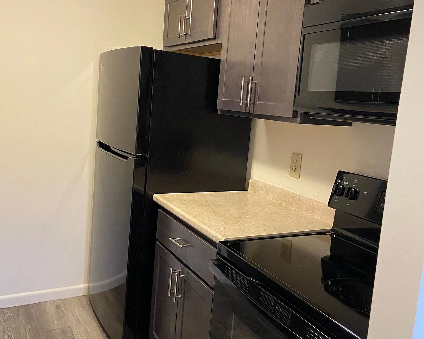 Residences at Riverside — Photo 1