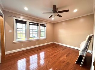 41 De Witt St, Valley Stream, NY 11580