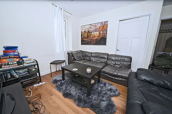 Rented by Level Group | media 18