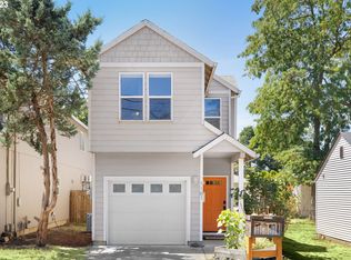 1161 SE 89th Ave, Portland, OR 97216