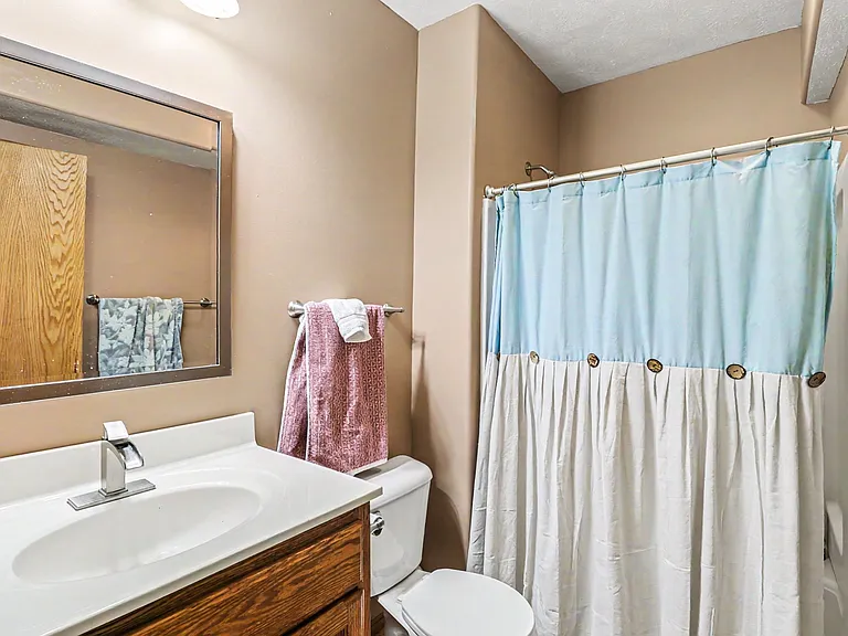 4408 Waterford Ave — Photo 11