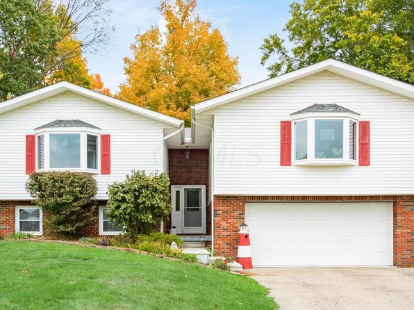 5390 Highview Dr, Zanesville, OH 43701