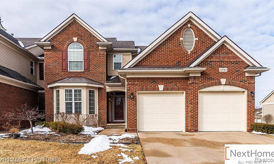 1st image of 24765 Valleywood Dr