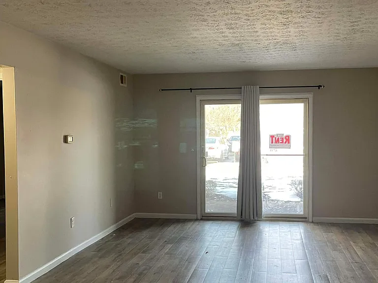 3504 Lodge Ln #132 — Photo 16